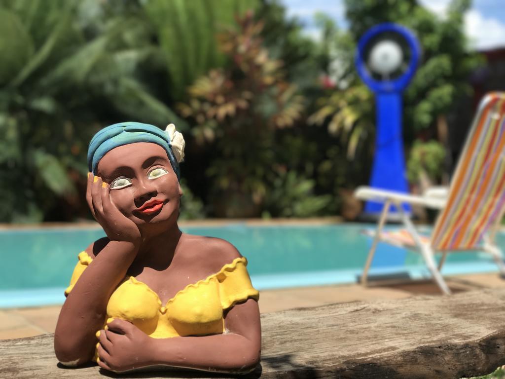 Pousada Casa Colorida Hotel ปอร์โต จิ กาลินญาส ภายนอก รูปภาพ